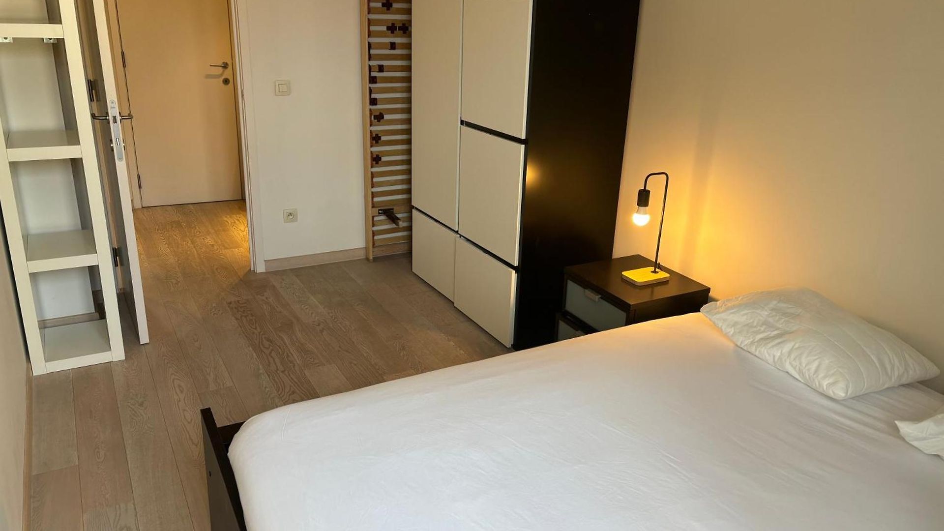 Comfortable Two Bedroom In Center