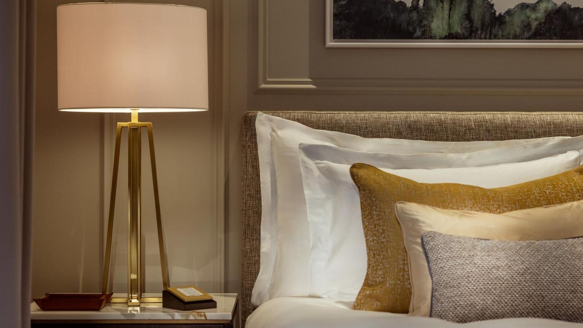 Hotel Corinthia Grand Astoria 5*