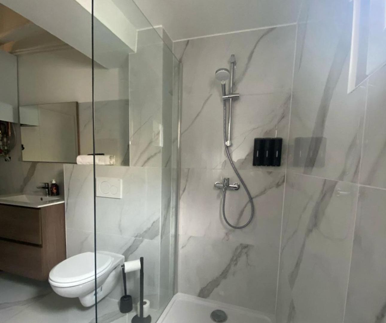 Grand Deux Appartement