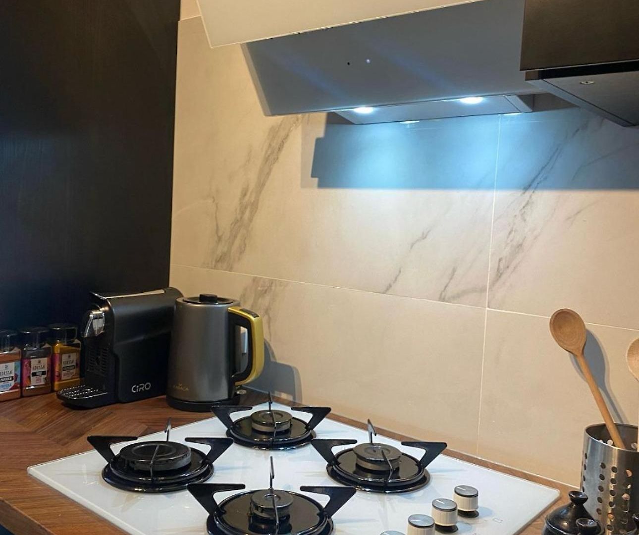Grand Deux Appartement