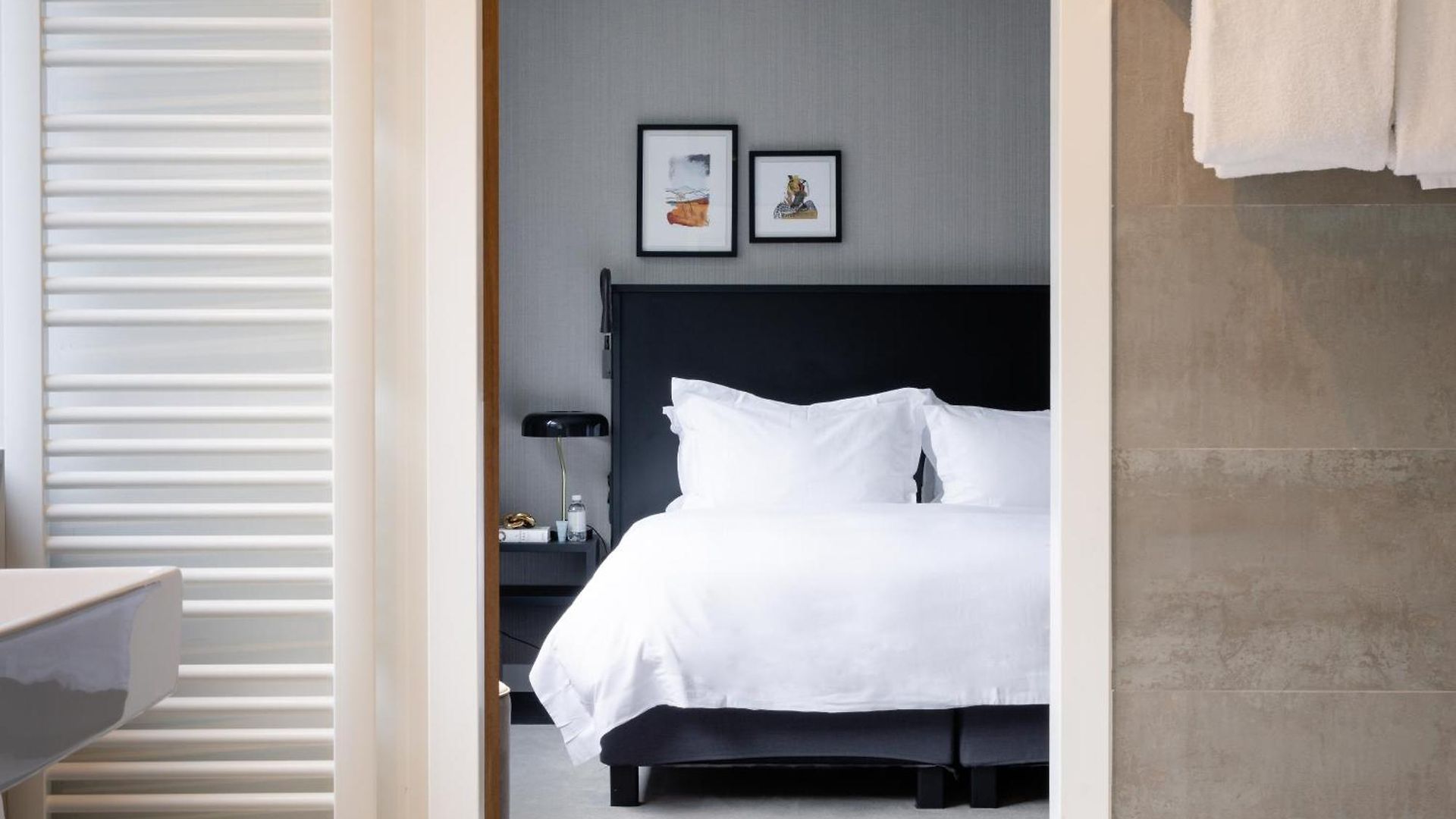 Hotel Pillows Centre