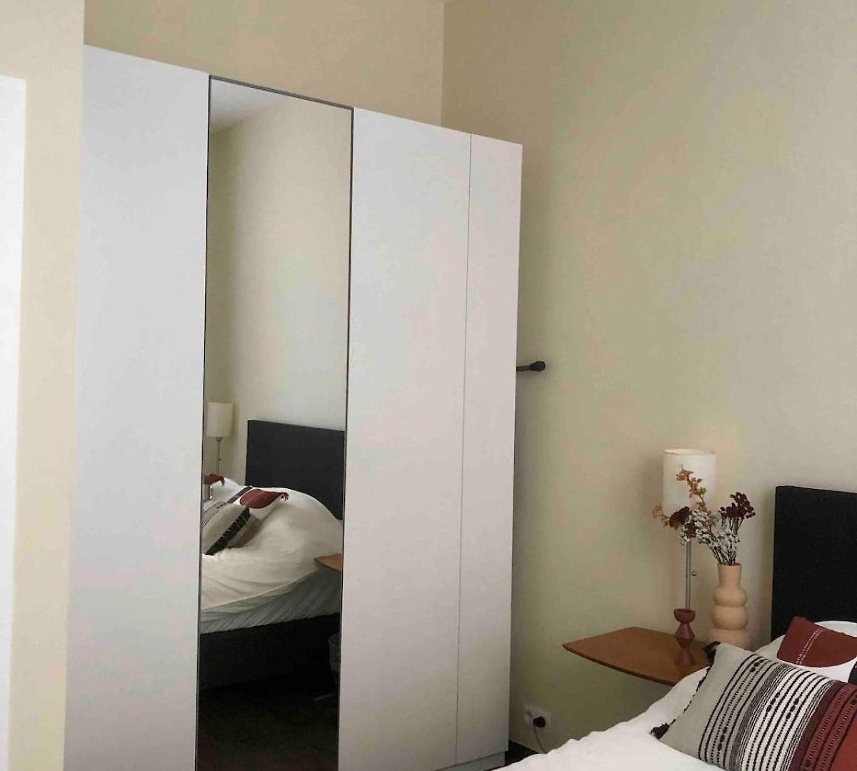 Apartment Cosy 1 Bedroom In Eu District Brussels