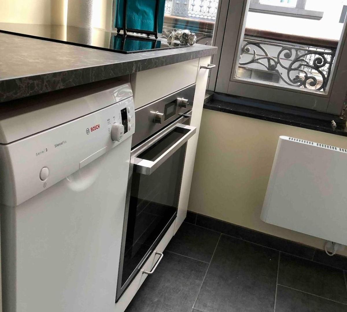 Apartment Cosy 1 Bedroom In Eu District Brussels