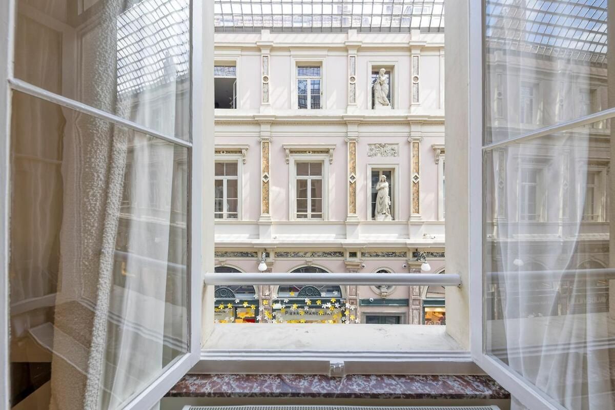 In The Hyper-center Appartement Brussel