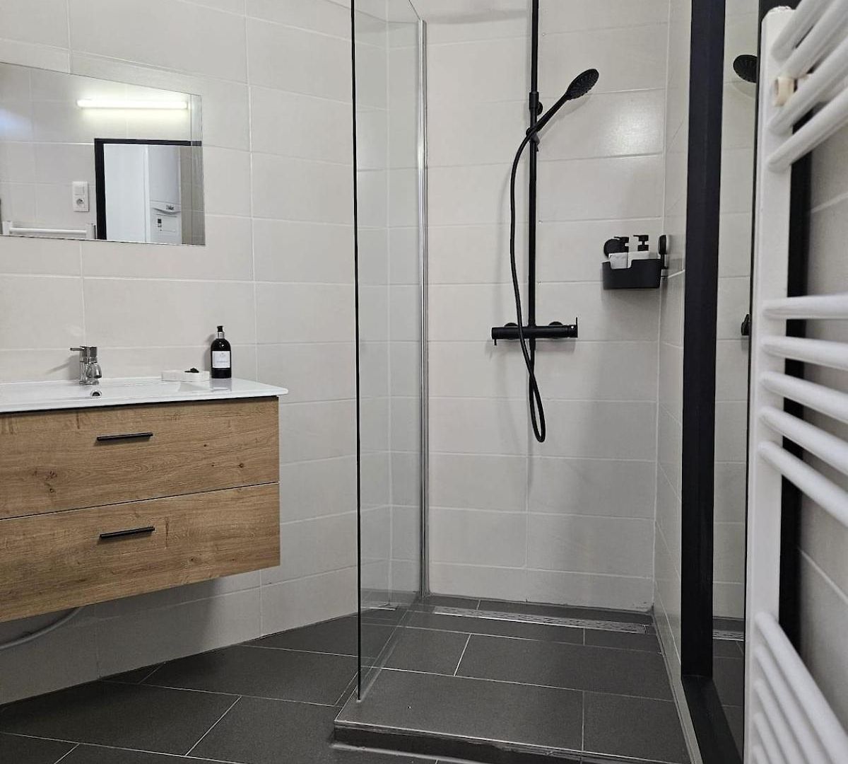 Proche Du Centre De Bruxelles, Atomium,tour&taxi,ing Arena * Brussel