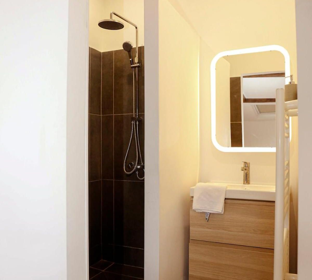 Absolute Charm 3 Bedroom 3 Bathroom With Ac Eu District * Brussels
