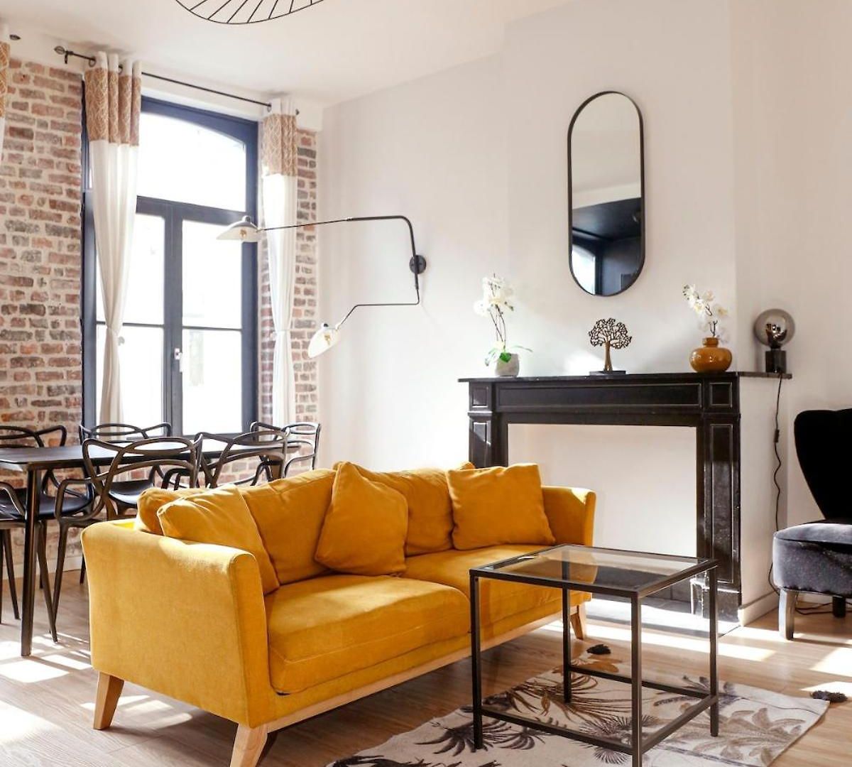 Absolute Charm 3 Bedroom 3 Bathroom With Ac Eu District