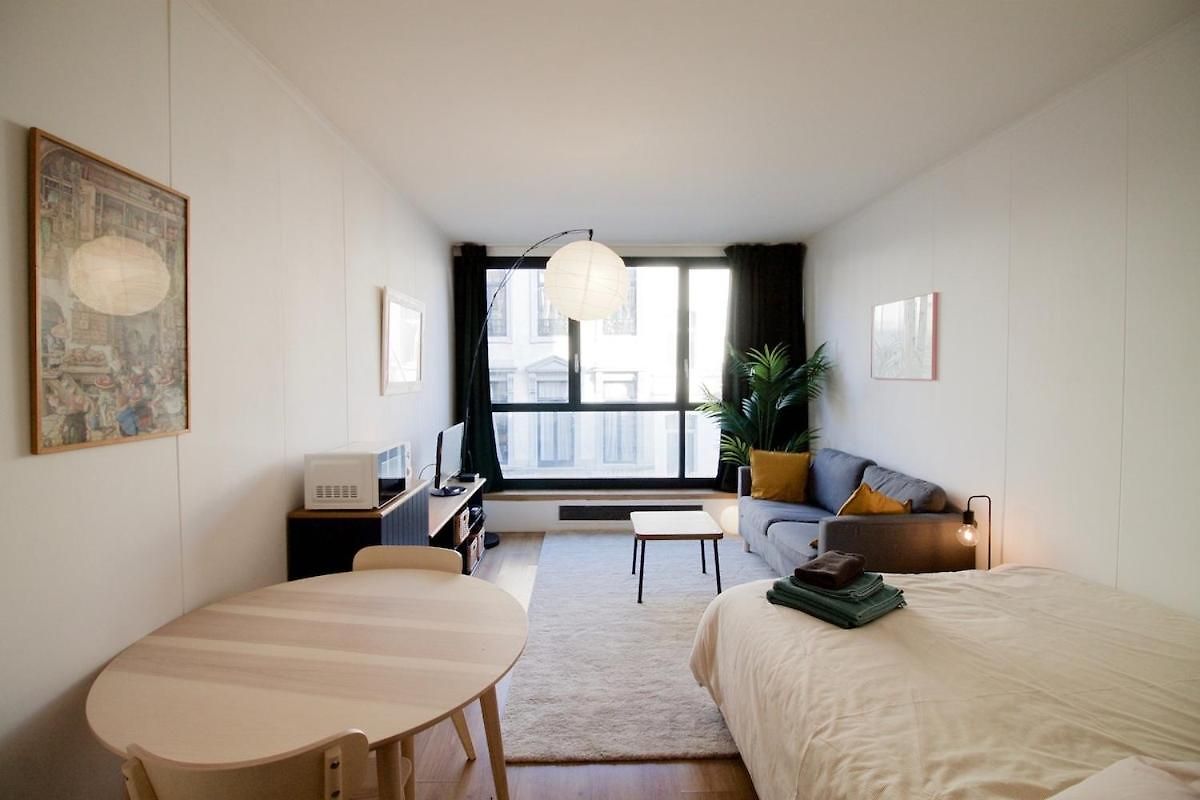 Brand New & Cosy - Louise & Stephanie Area