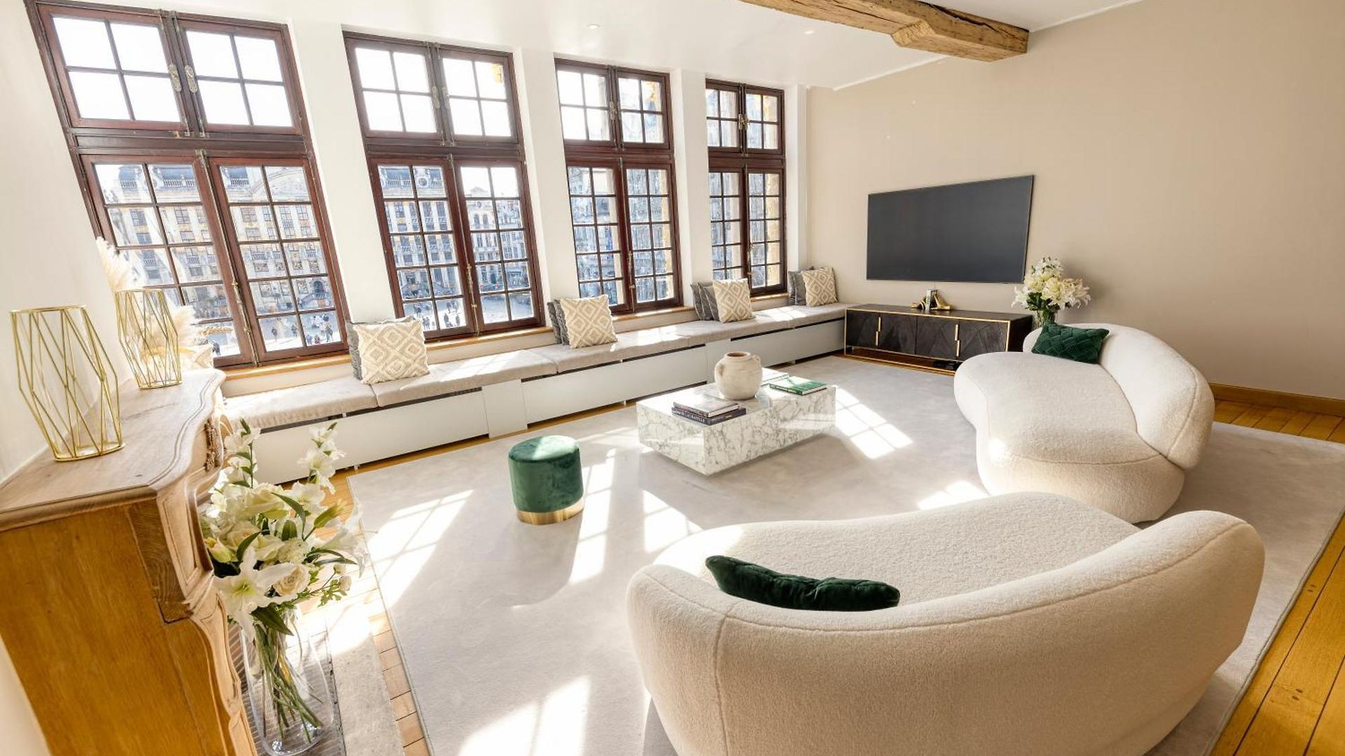 Apartment Unique Flat On The Grand Place Brussels