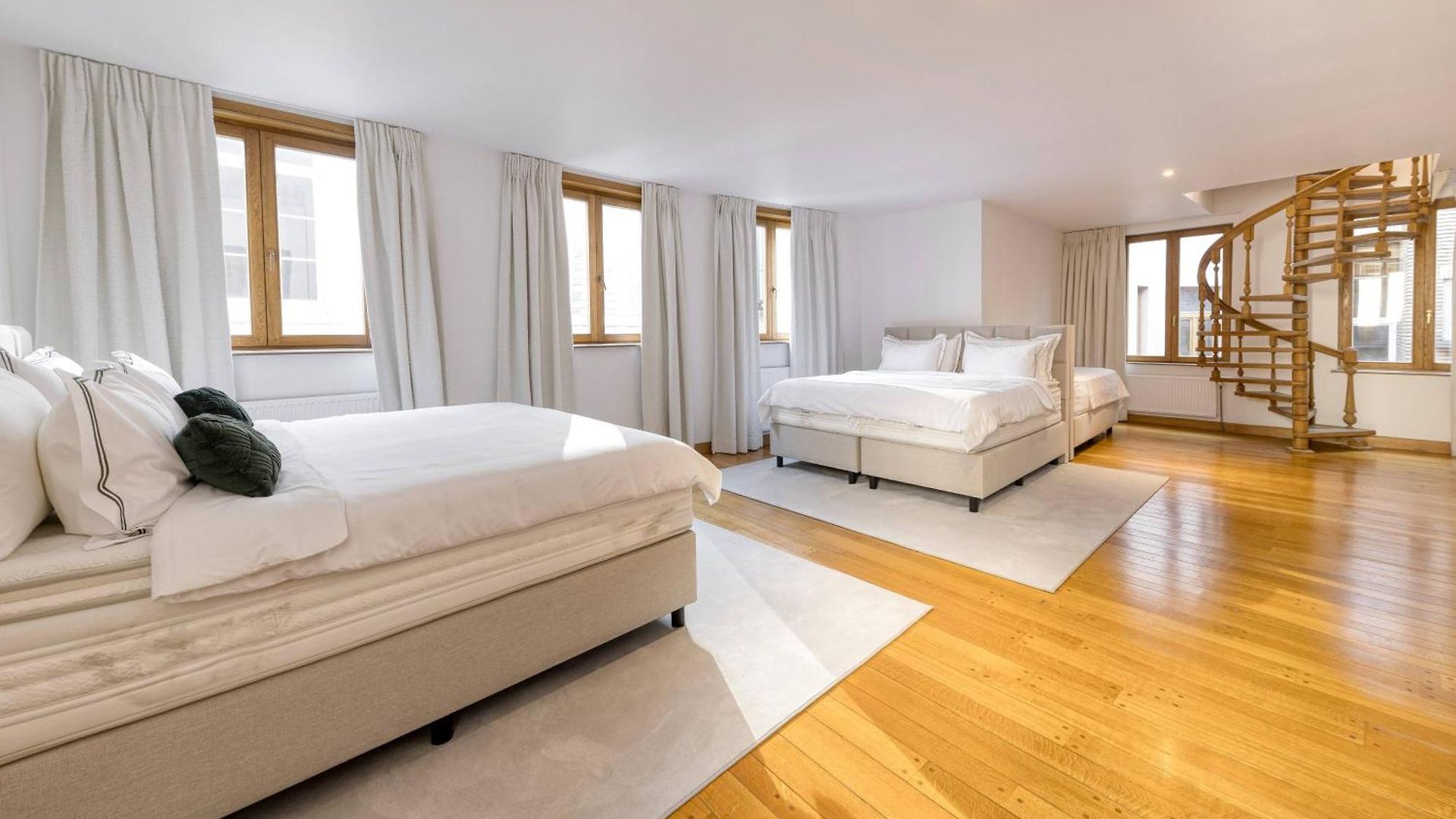 Apartment Unique Flat On The Grand Place Brussels