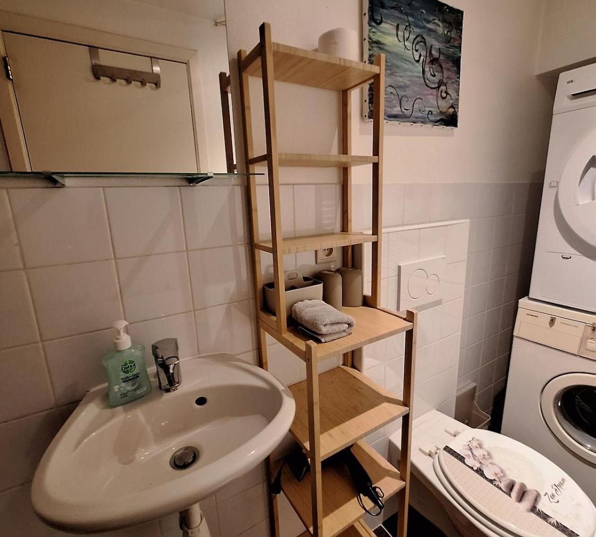 Alicia's Duplex European Quarter Appartement *