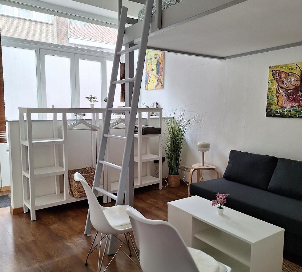 Alicia's Duplex European Quarter