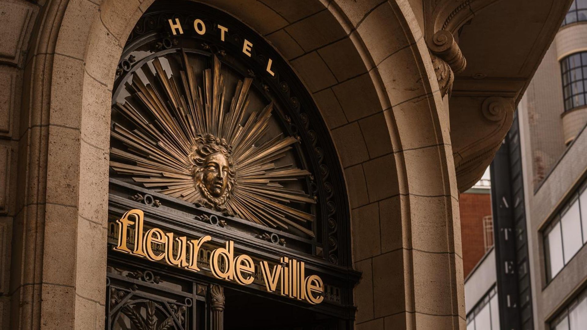 Fleur De Hotel