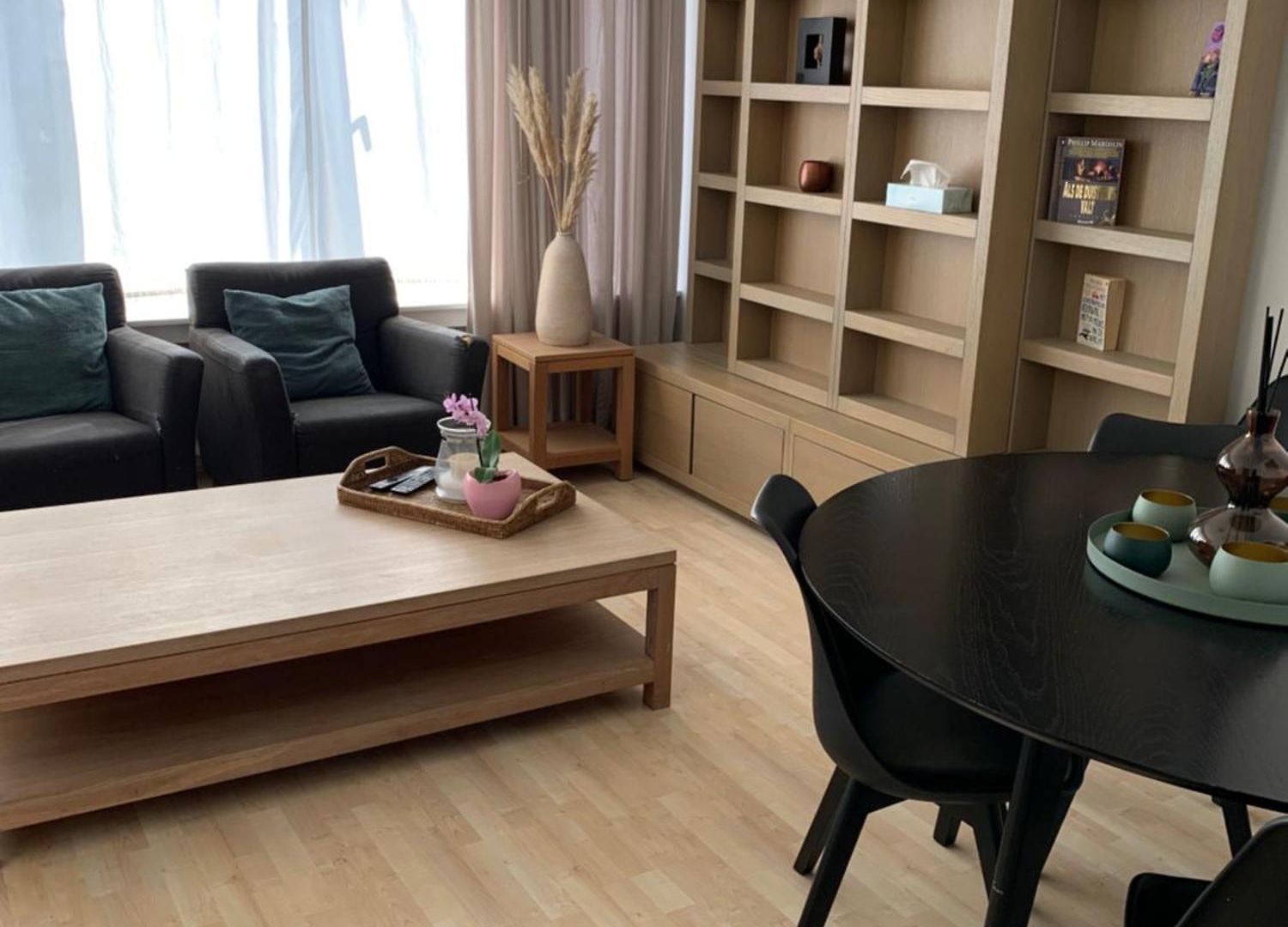 Belle Etage A Stockel With Charming Patio