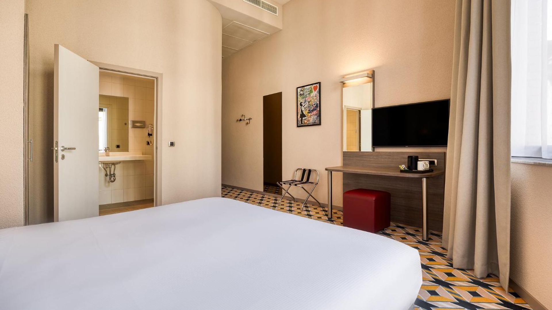 Alma Grand Place 3*