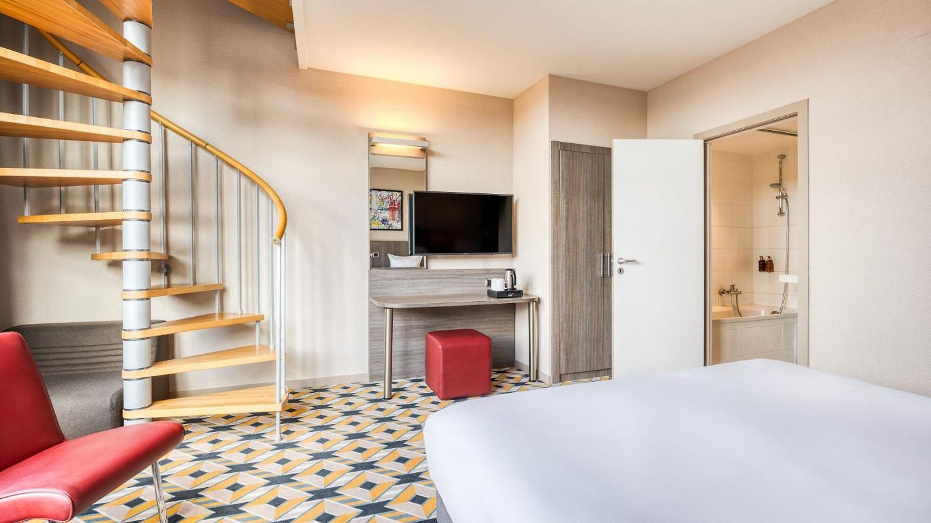 Alma Grand Place 3*