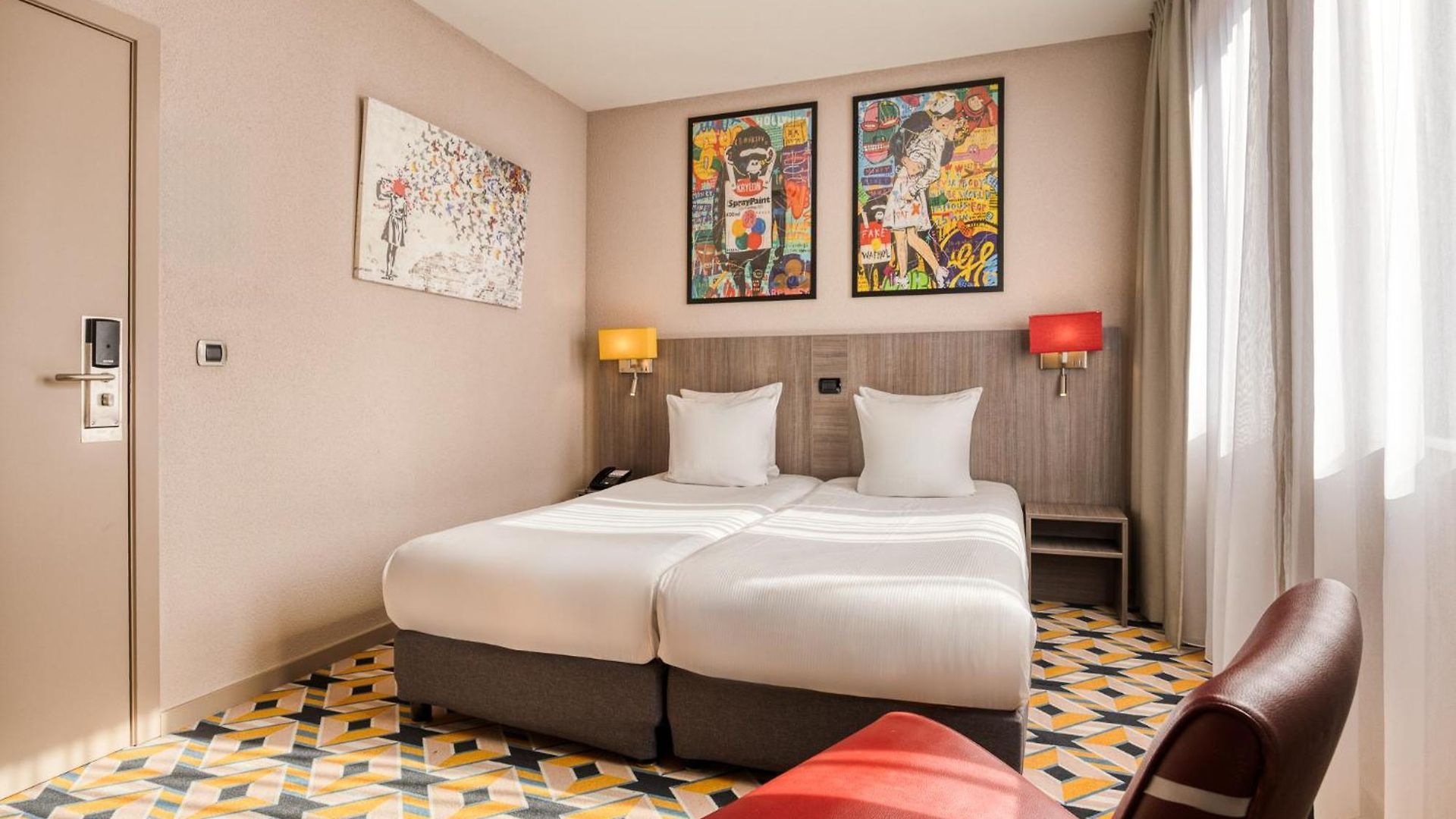 Alma Grand Place Hotel