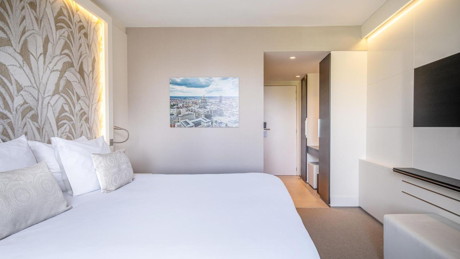 Hotel The