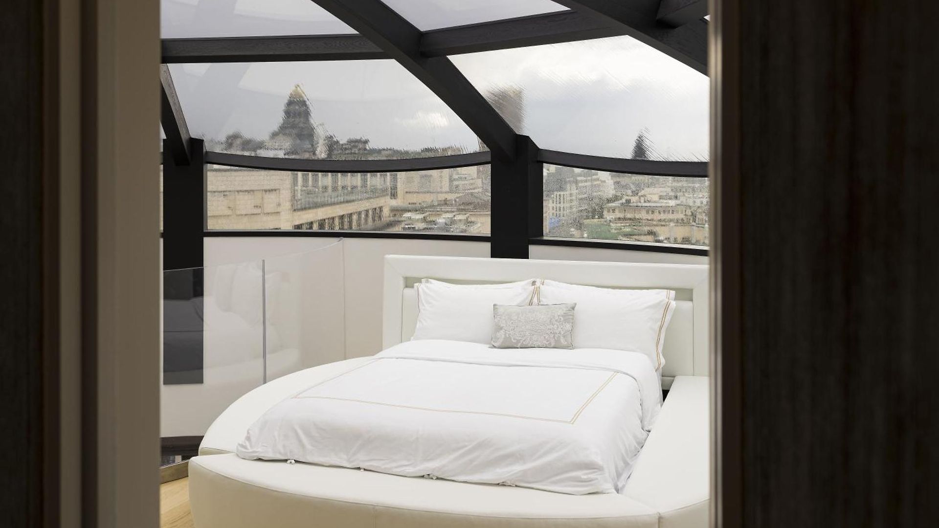 Aparthotel Triplex Penthouse In The Center *
