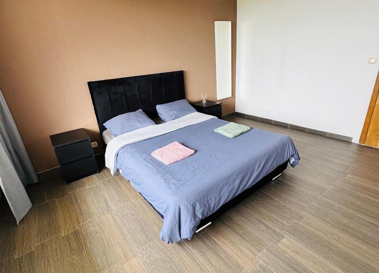 Apartment Meuble 92m2 + 2 Terrasses Brussels
