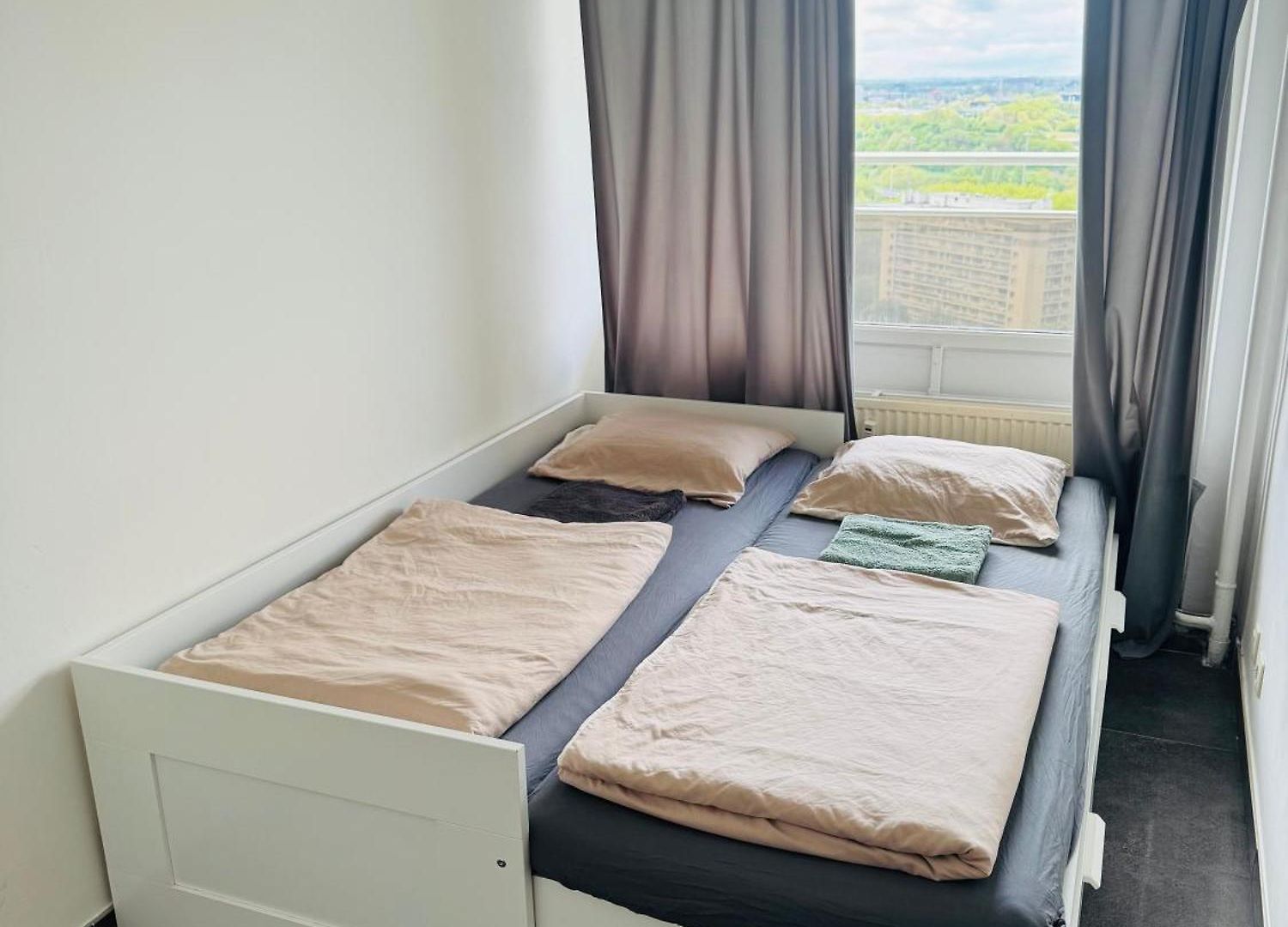 Meuble 92m2 + 2 Terrasses * Brussels