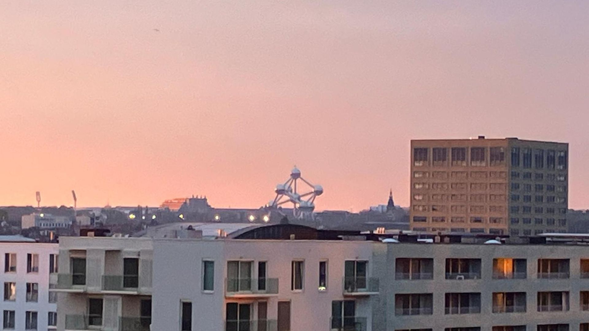 Bxl With Views *