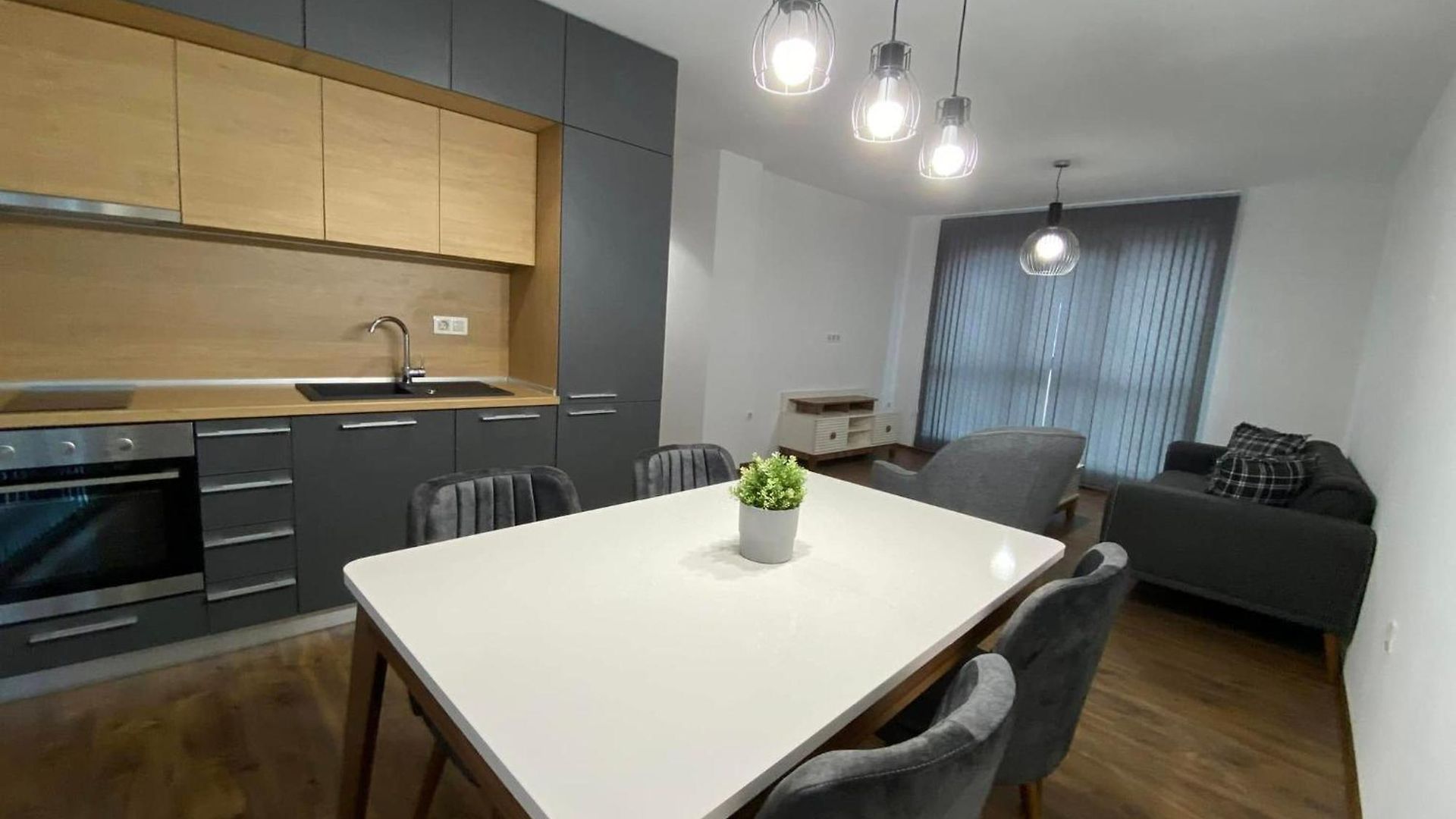 Merjay Garden Apartment