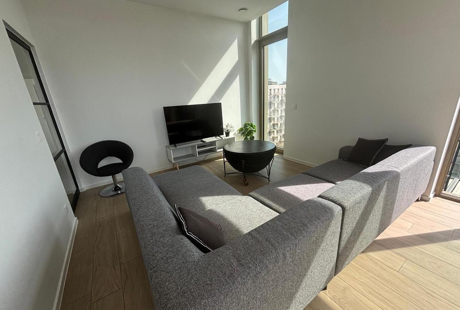 Splendid Penthouse In Center With Water View Apartment Brussels