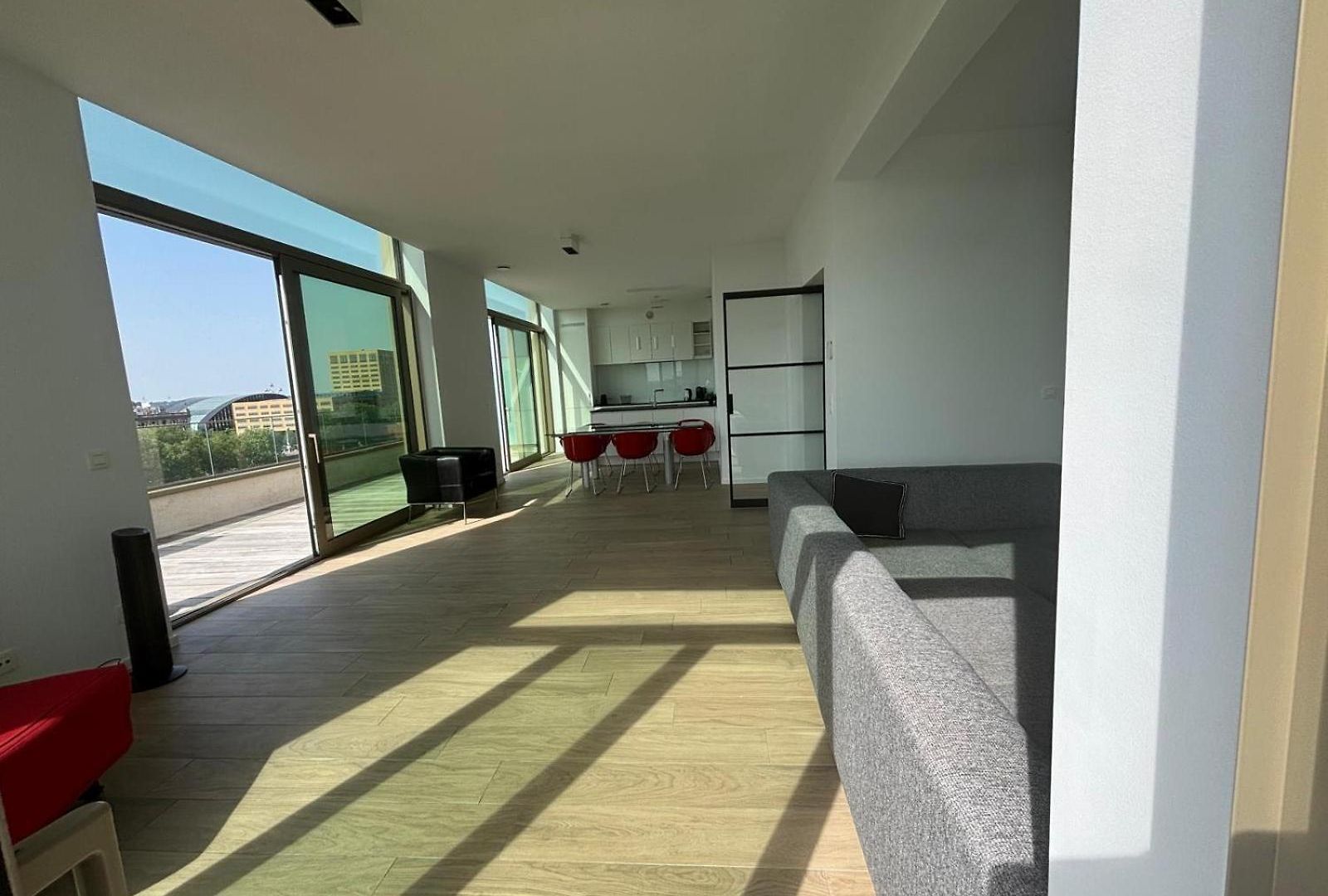 Apartment Splendid Penthouse In Center With Water View