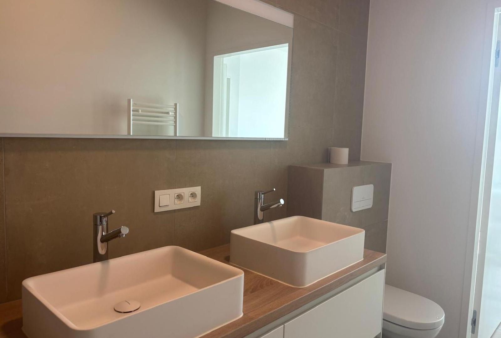Apartment Splendid Penthouse In Center With Water View Brussels