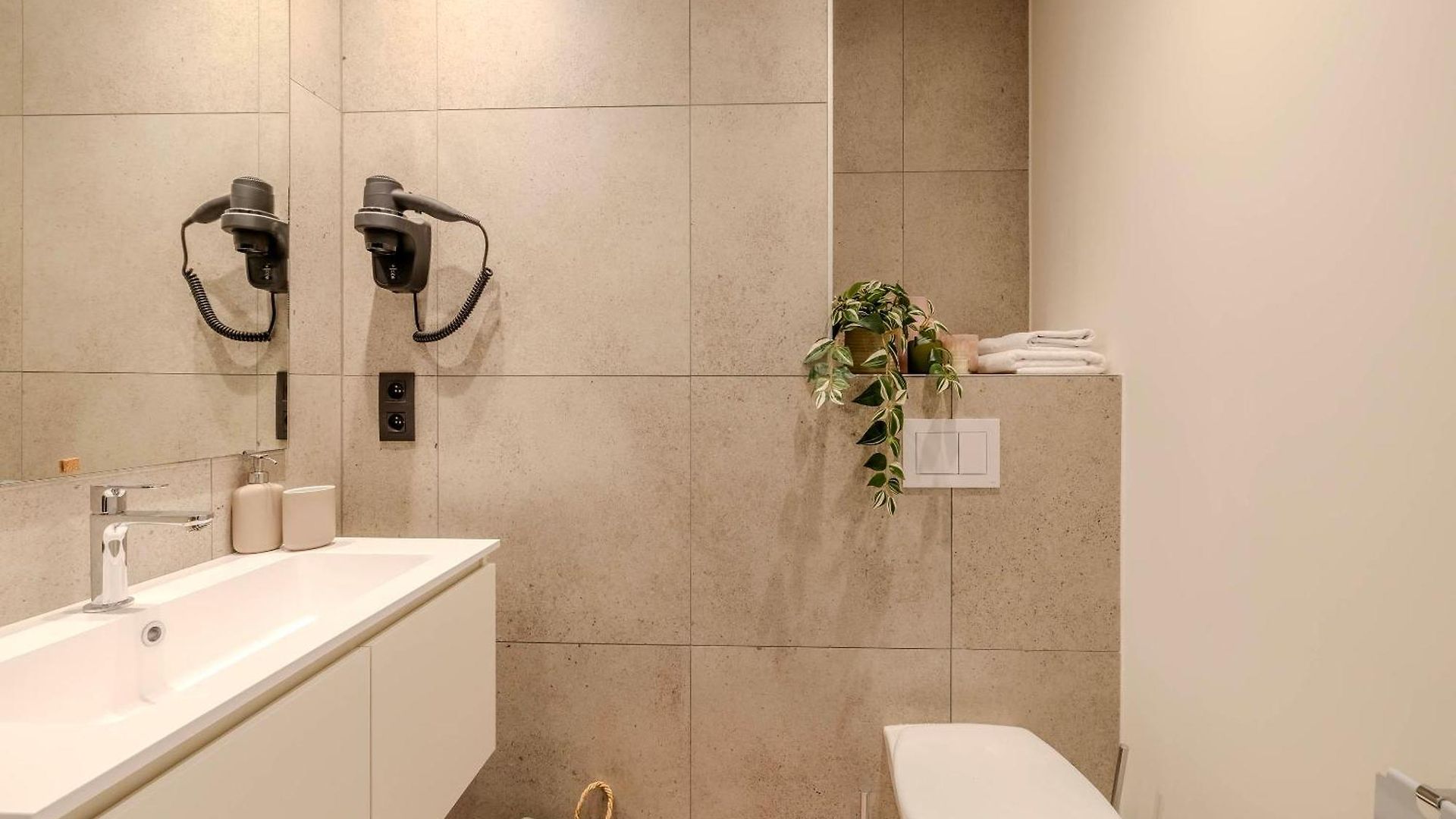 Aparthotel At Brussels
