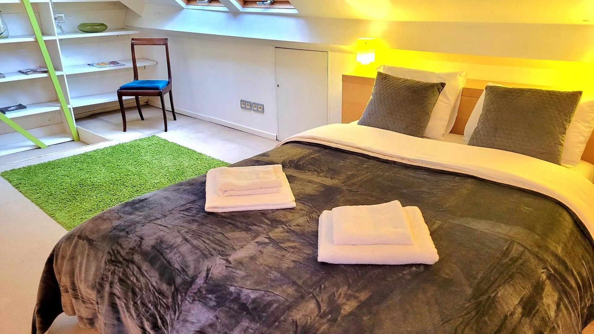 Apartment Cosy Flat, Location *