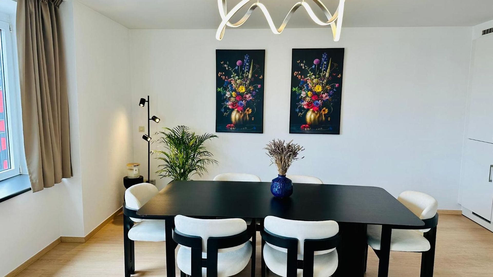 Apartment Grand Place View - 2bd - Exclusive