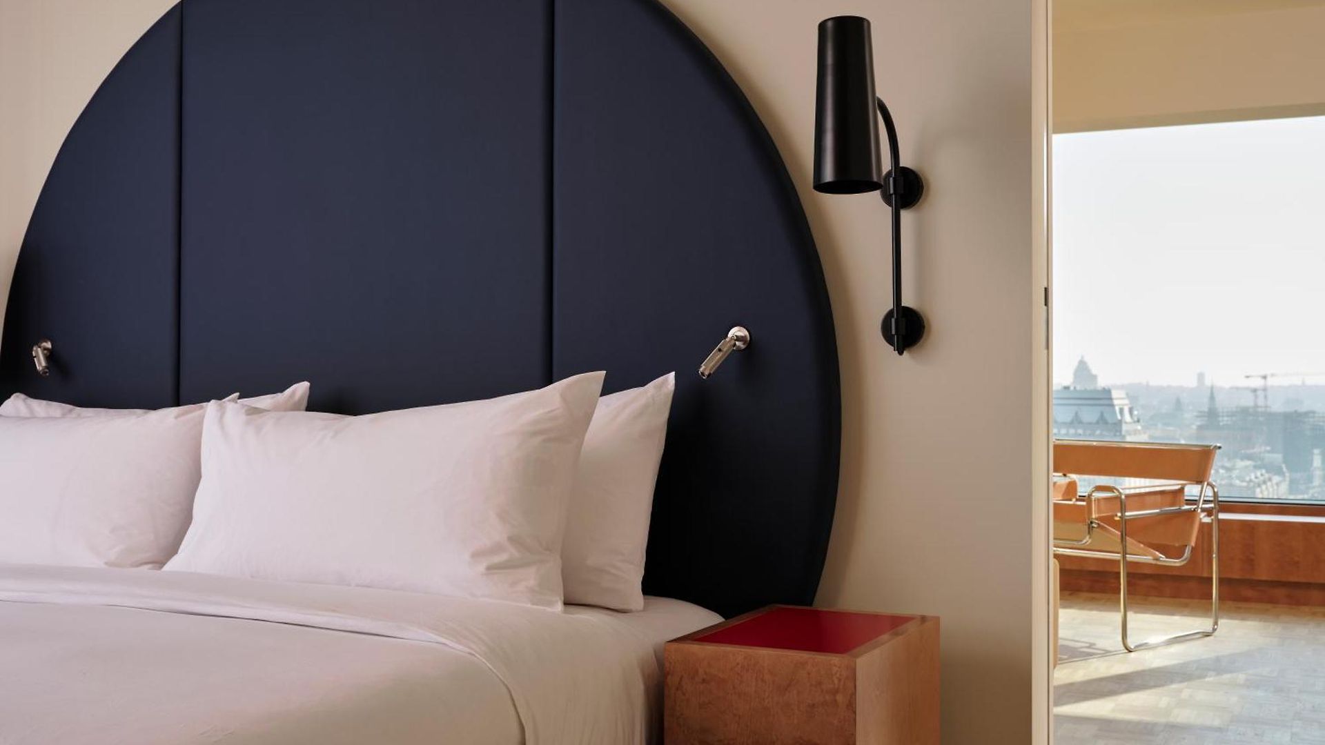 The Standard, Brussels