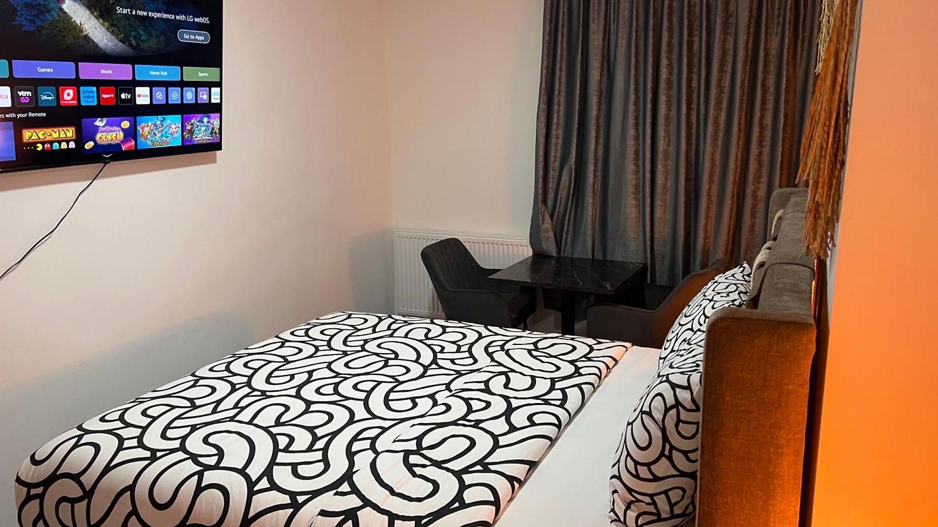 Cozy Havens In The Heart Of * Brussel