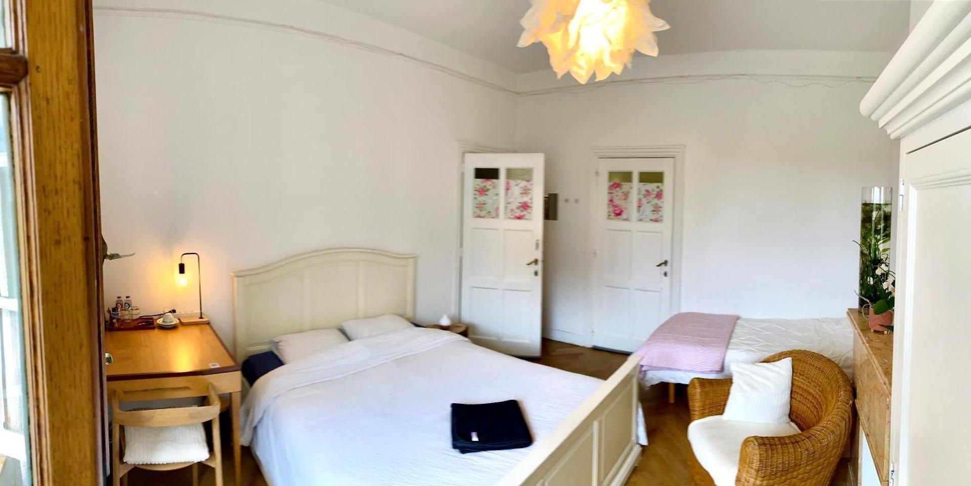 Calm, & Birdsong Homestay *