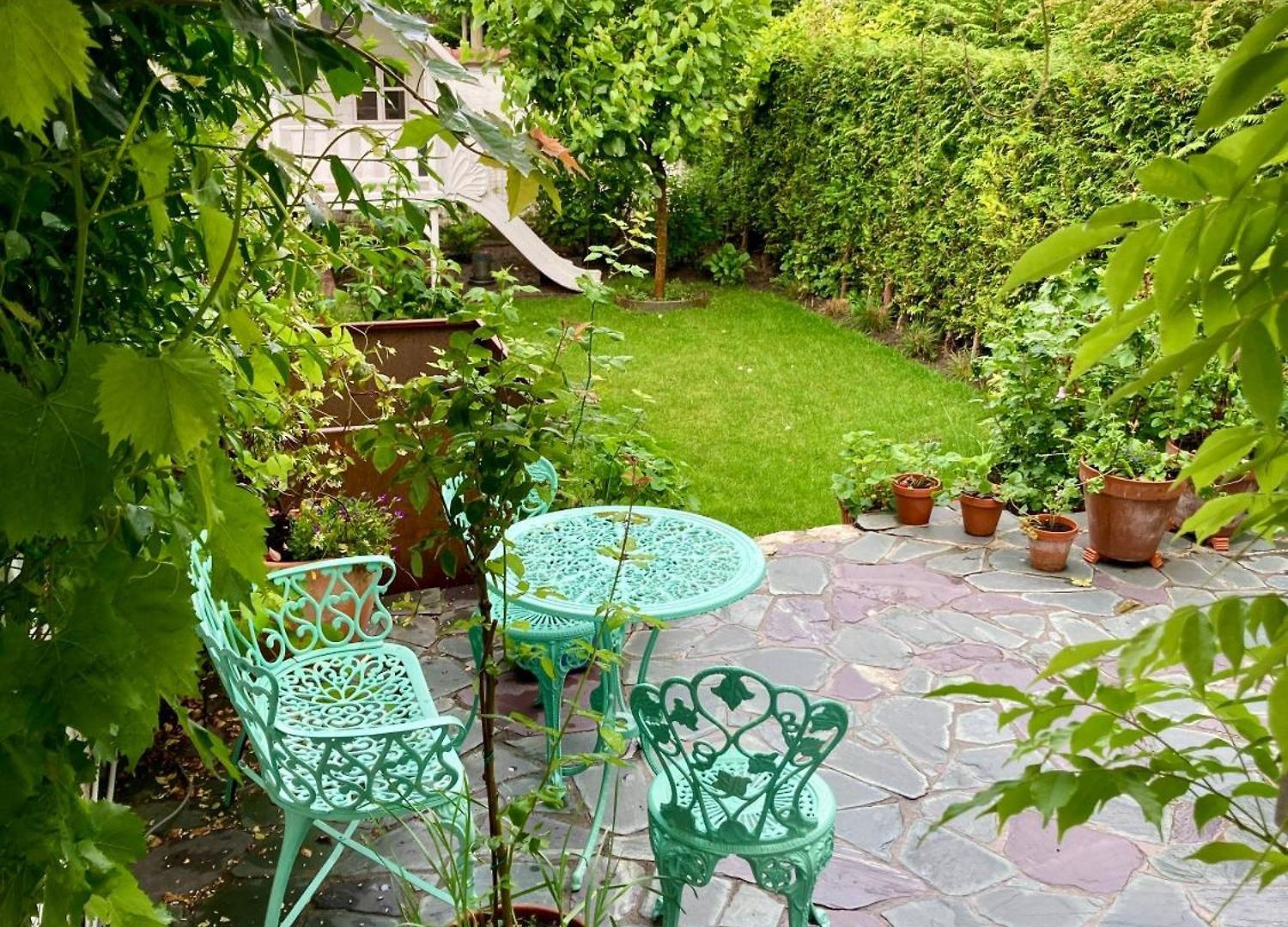 Calm, & Birdsong * Brussels