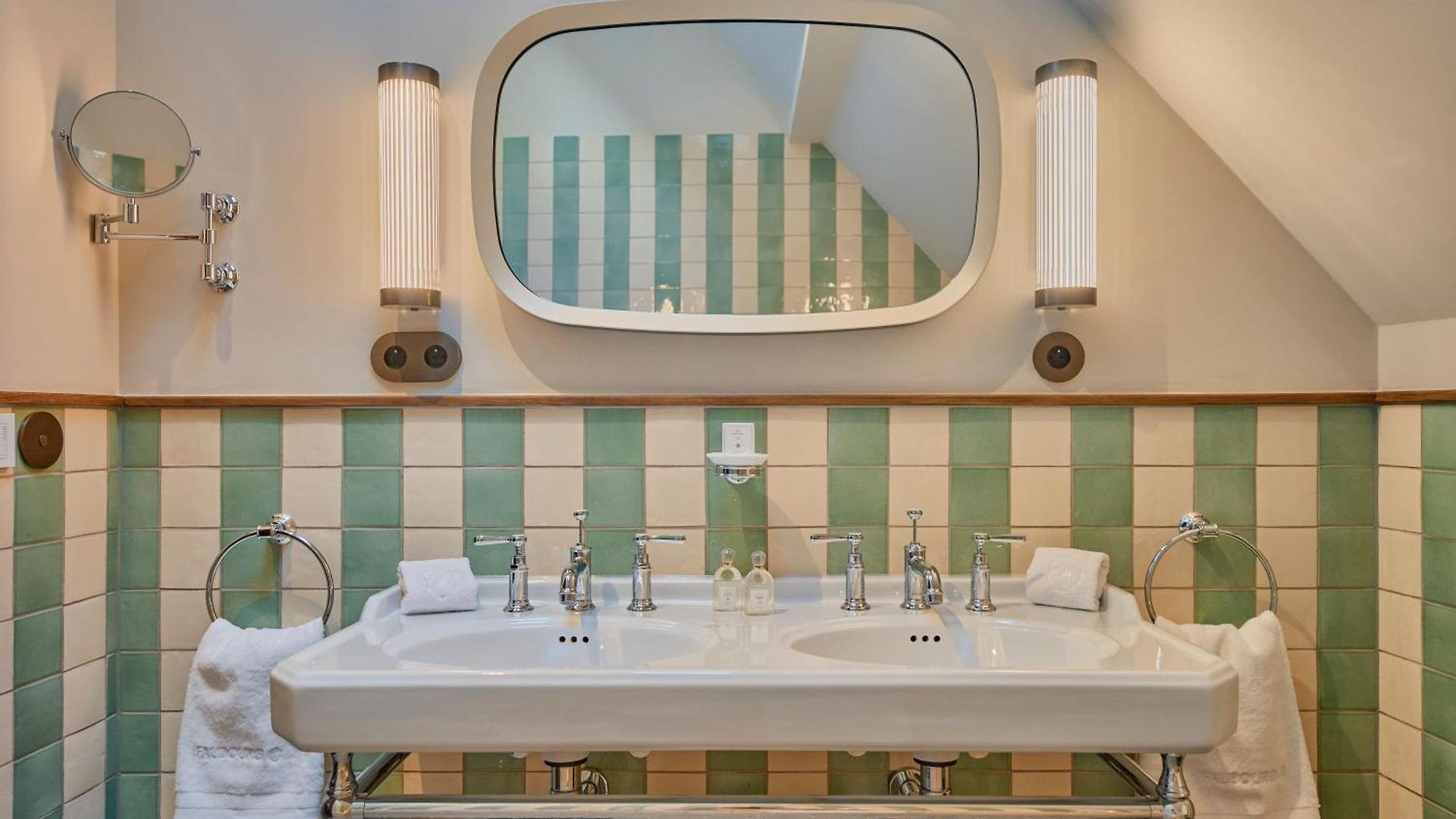 Faubourg 21 - The Leading Of The World 5*