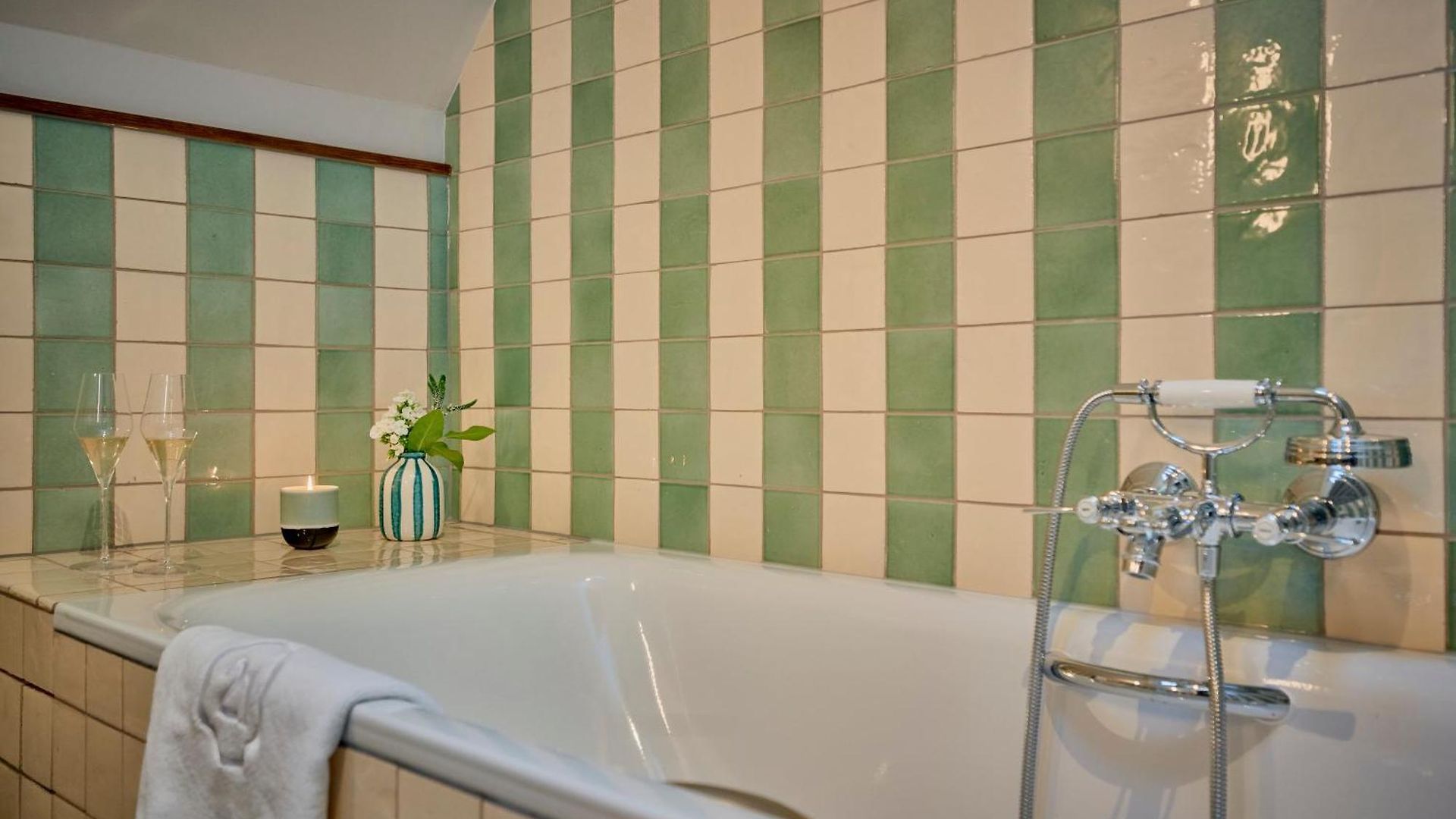 Faubourg 21 - The Leading Of The World Hotel