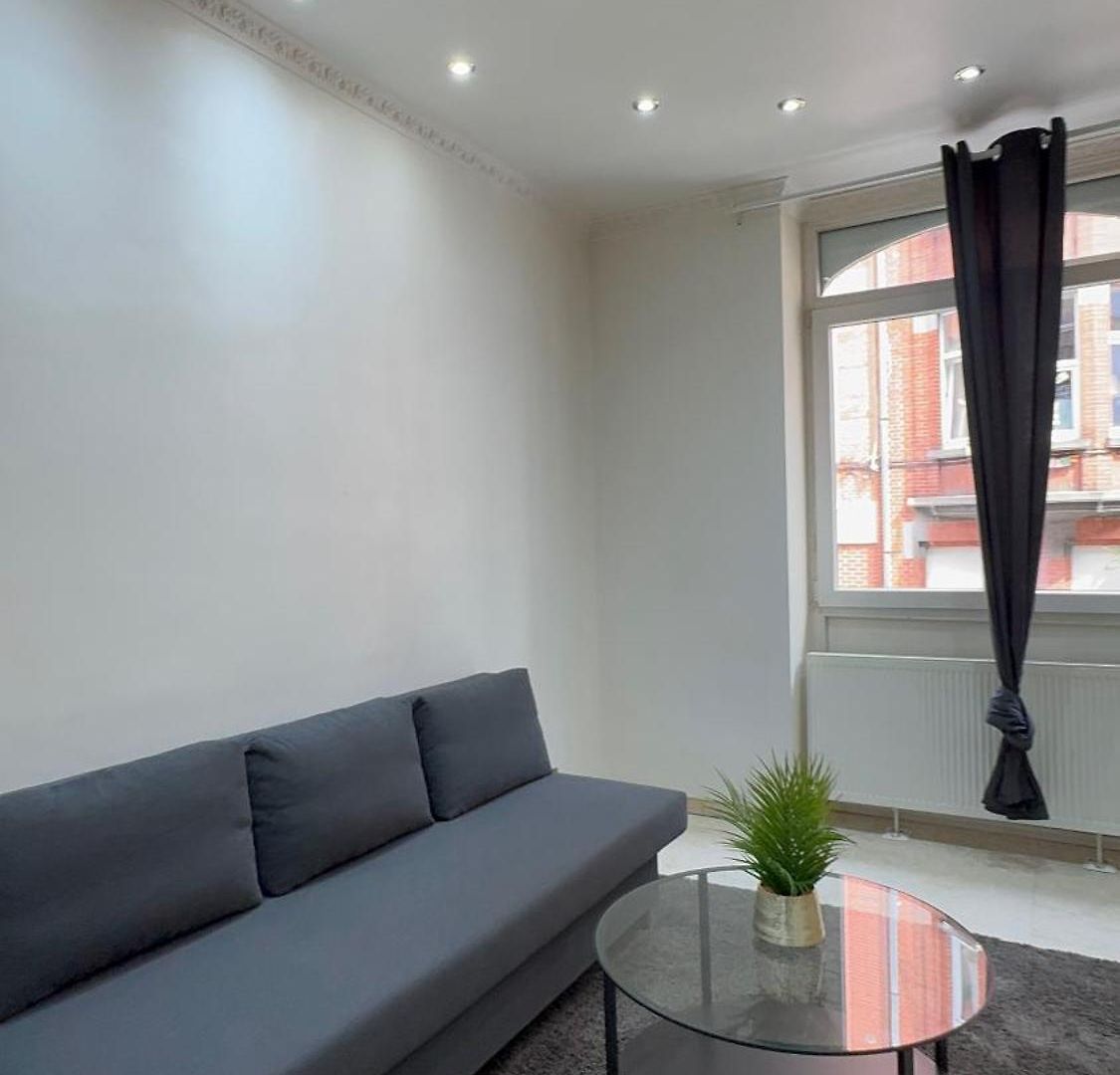 Apartment Luxury 2br & Jacuzzi Near Expo 12 & Ing Arena