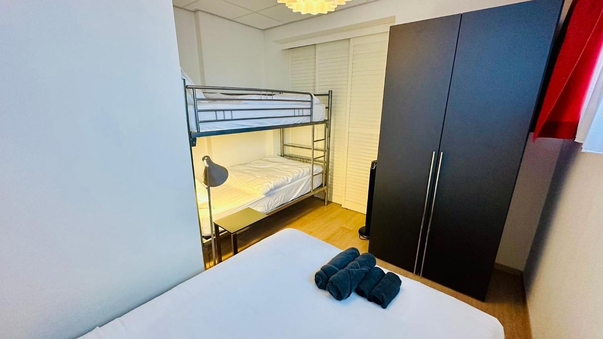 Grand Place - Prime Location 2 Bedroom Brussel
