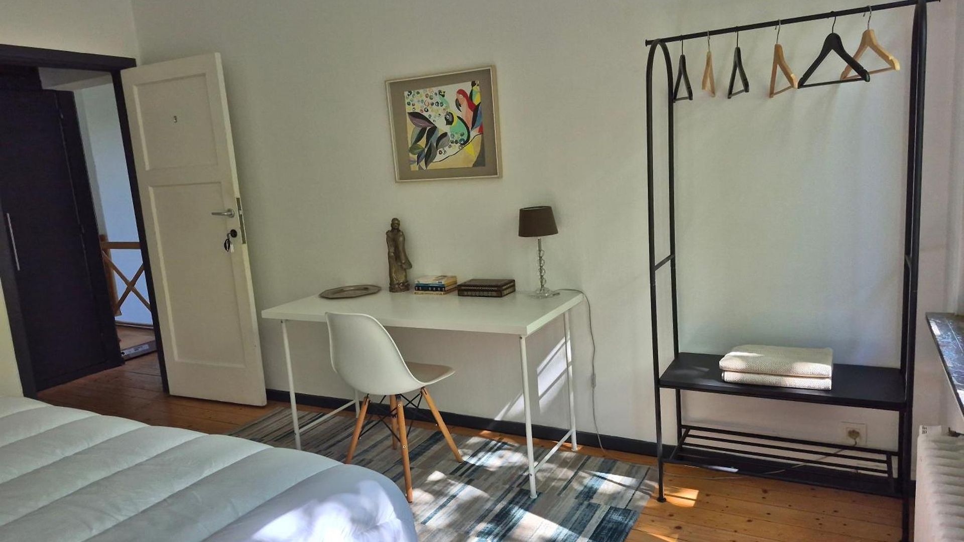 Souverain 94 Homestay Brussels