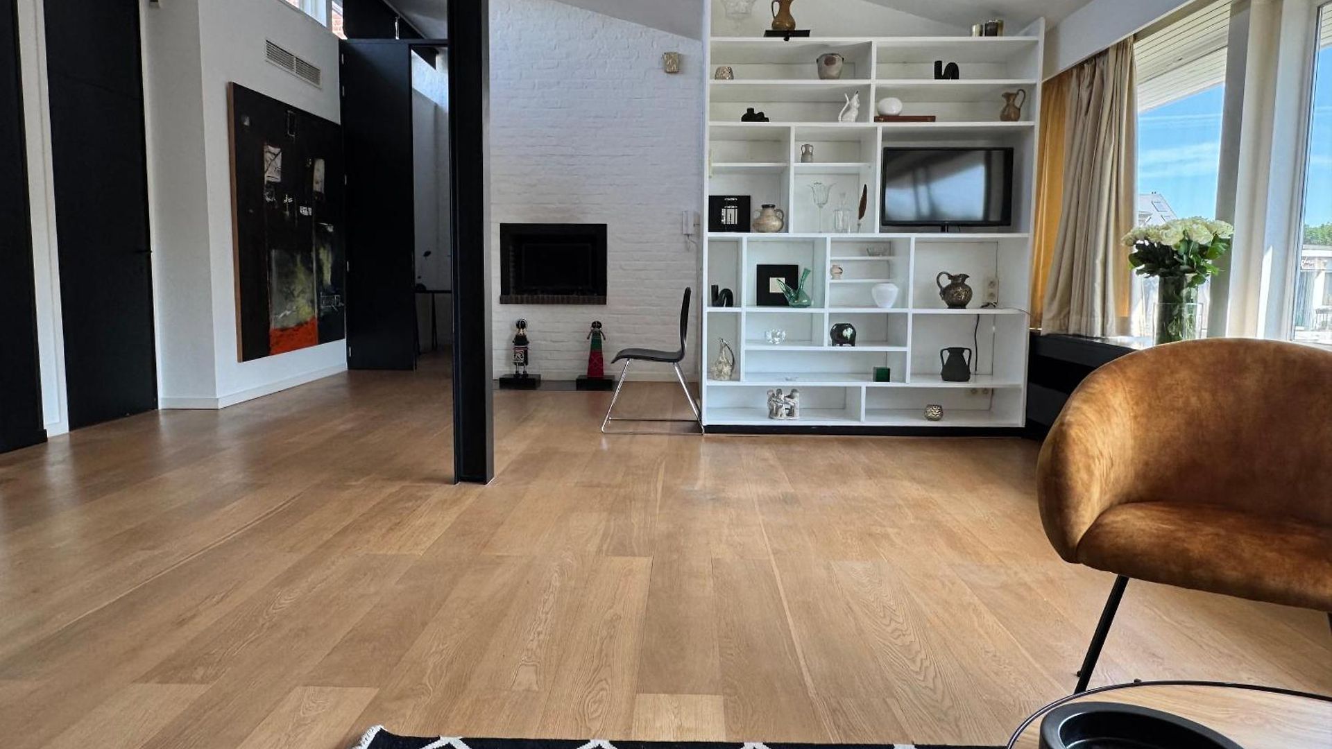 Apartment 'l' *