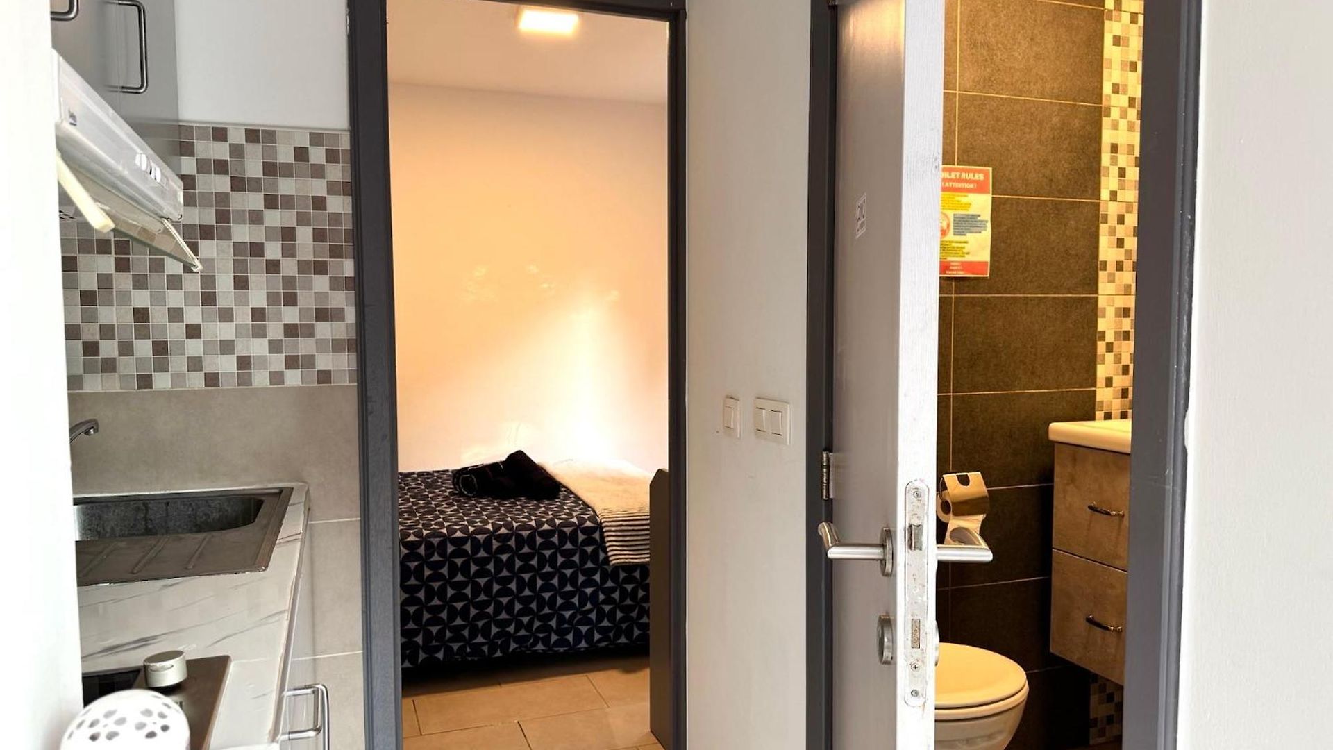 Appartement Calme Avec Jardin & Terrasse Metro Direct Centre De Brussel