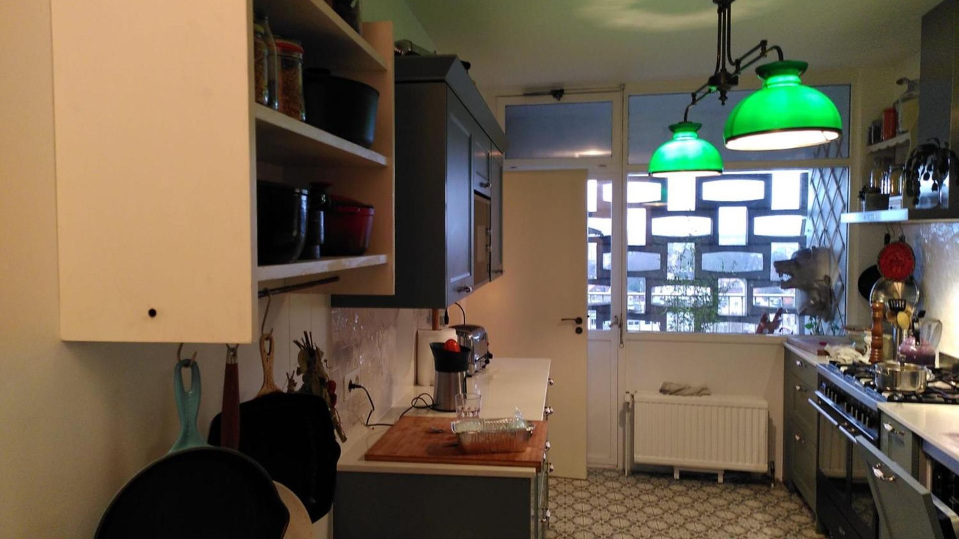 Overlooking Apartment *