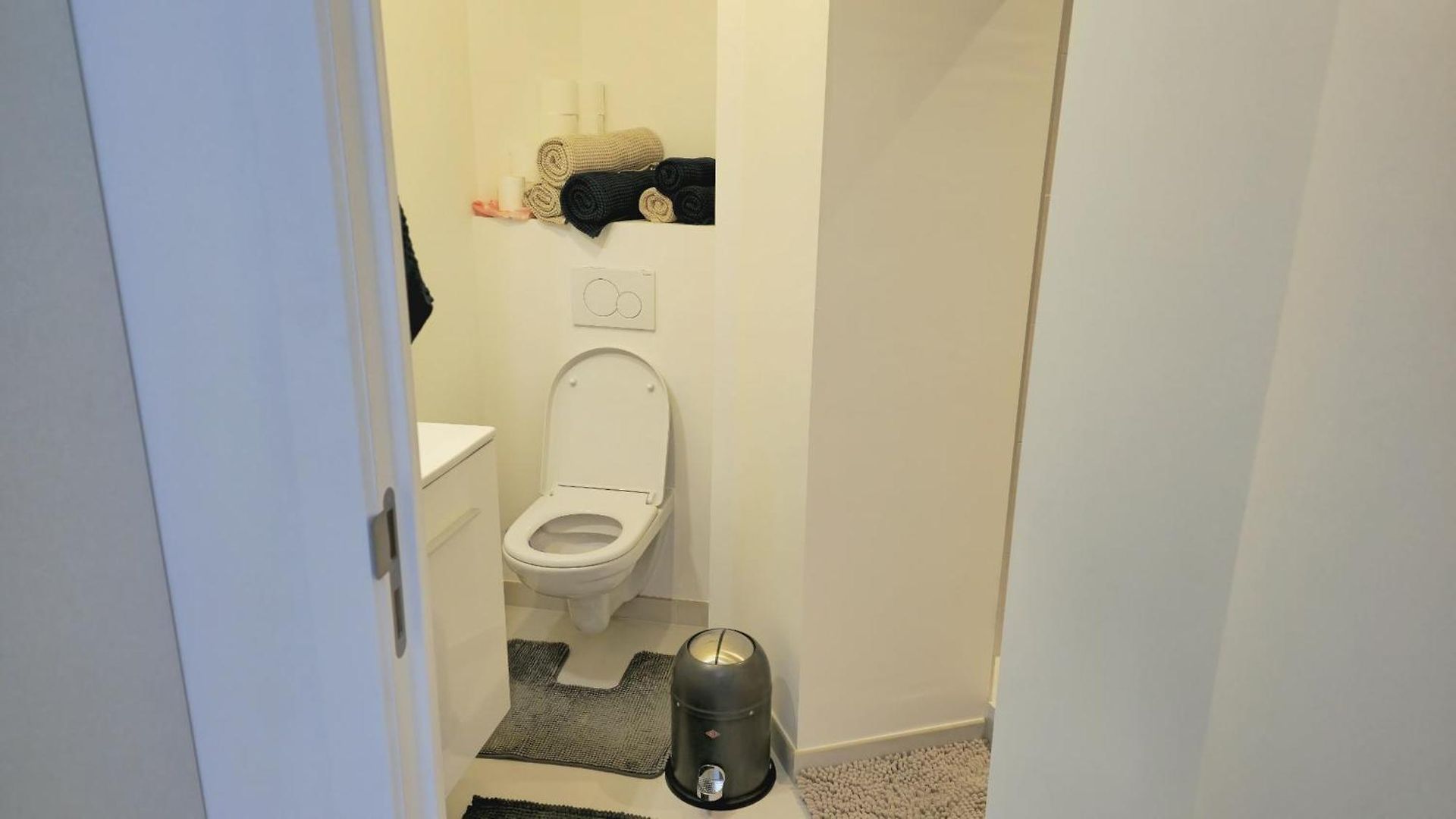 Apartment Smart Floor *