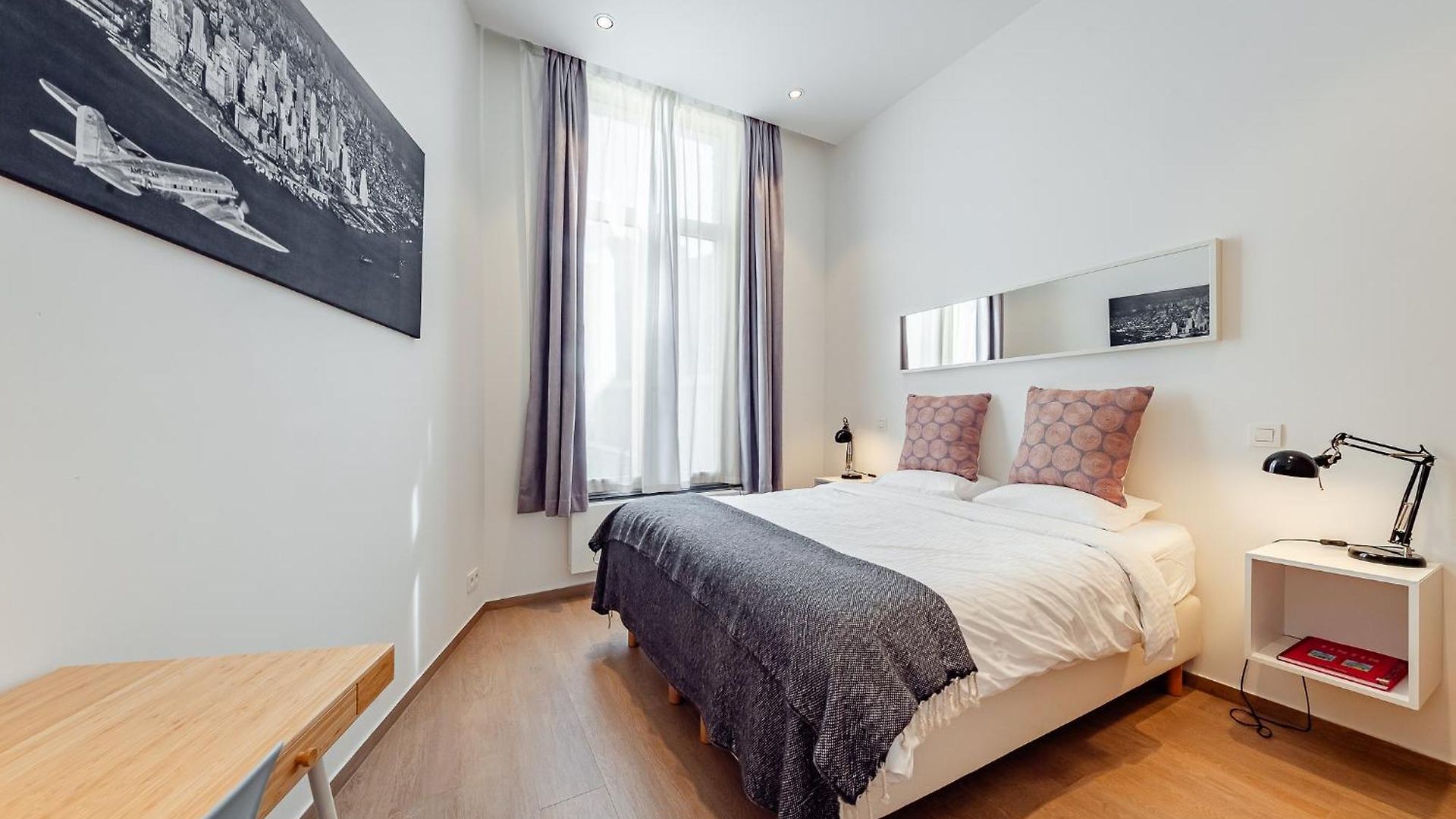 Fully Furnished And Modern Flat - Center *