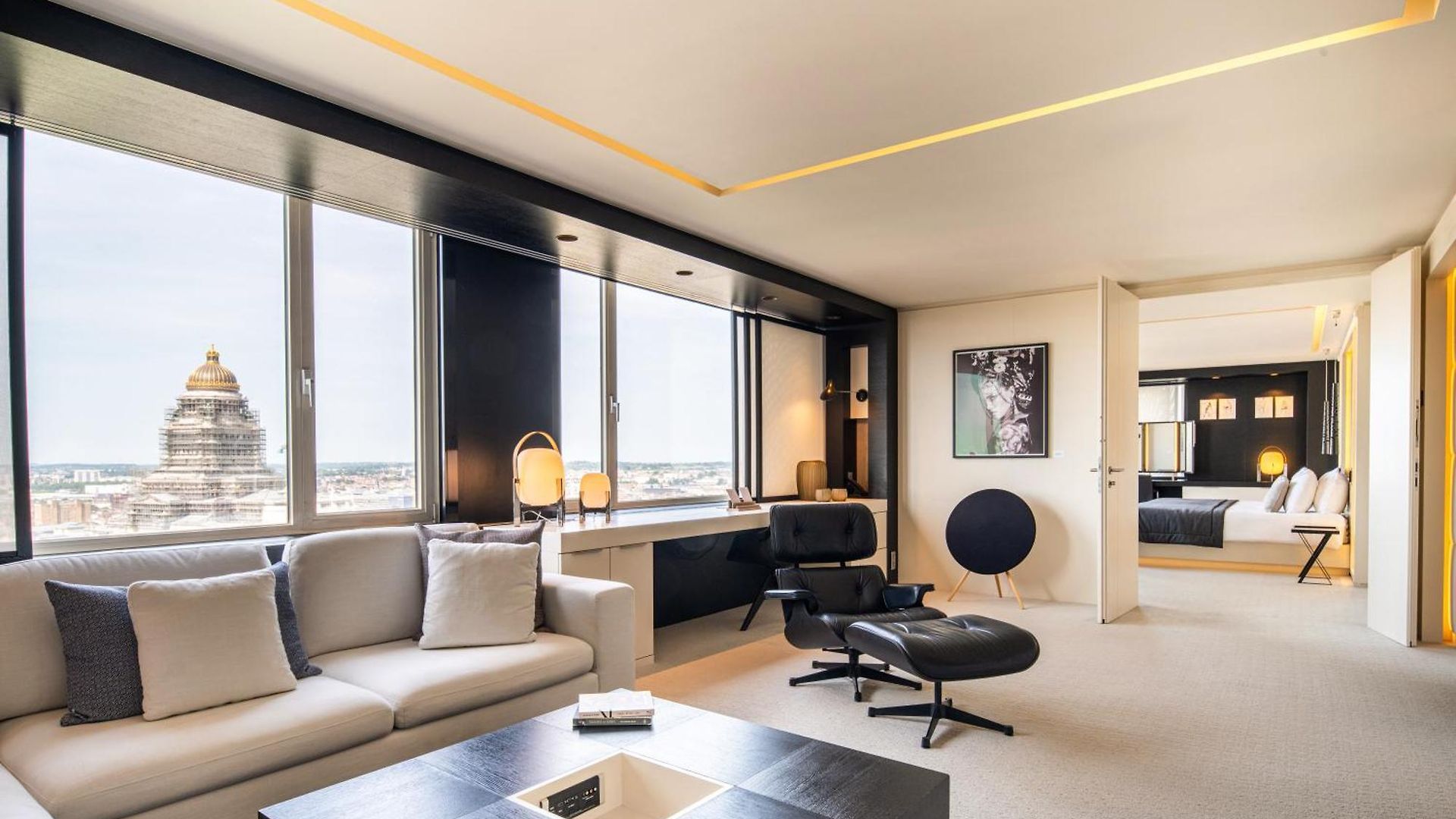 Hotel The
