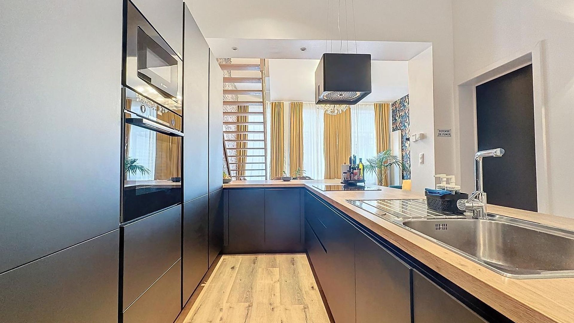 Gasthuis Modern For Rent 3*