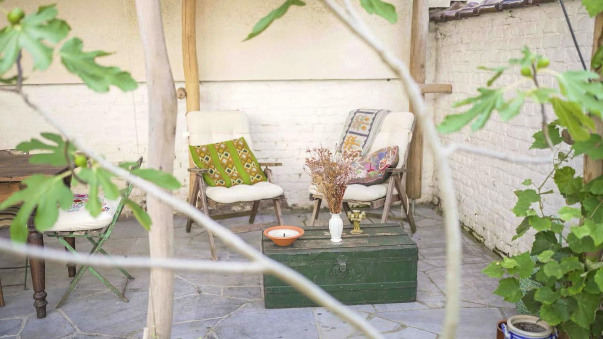 Cozy With Garden *